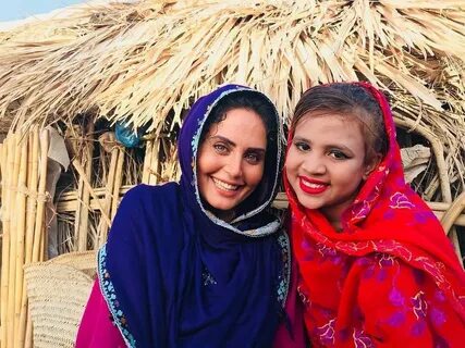 الناز شاکردوست و دختر بلوچستانی +عکس