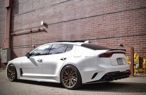 Kia Stinger GT2 White Niche Gamma M191 Wheel Front