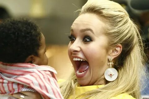 PsBattle: Hayden Panettiere's expression upon seeing a baby 