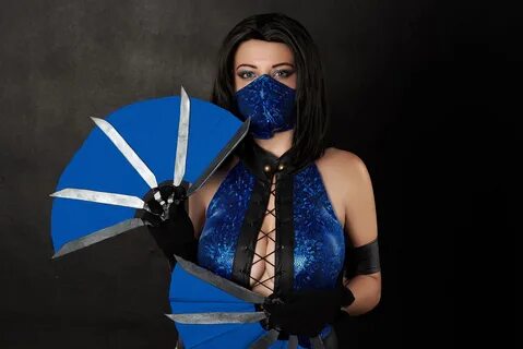 Kitana Cosplay