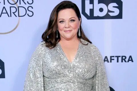 Melissa McCarthy Wore $100 Sandals to the 2019 SAG Awards - 