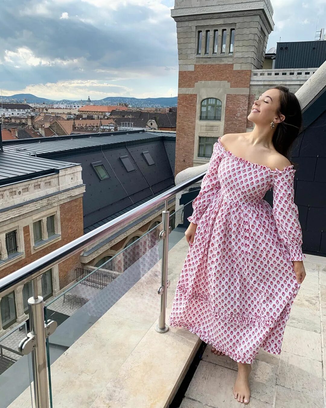 Eliza Butterworth в Instagram: "I loooove my new dress from @pink_city...