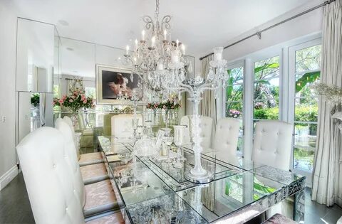 VILLA ROSA: A TOUR INSIDE - Very Vanderpump