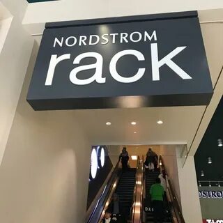 Foto di Nordstrom Rack - Toko Diskon di Downtown Brooklyn