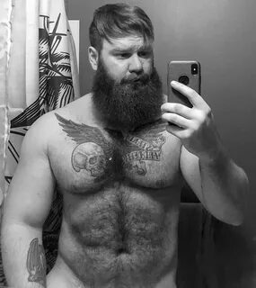 Pin by Daniel Rudowski on RoughPaw Beefy men, Beard, Hairy