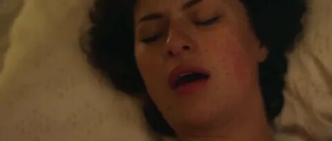 Alia Shawkat,Laia Costa - Duck Butter (2018)