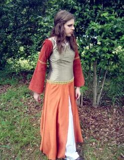 Follow us Lucy dresses, Narnia costumes, Character dress up