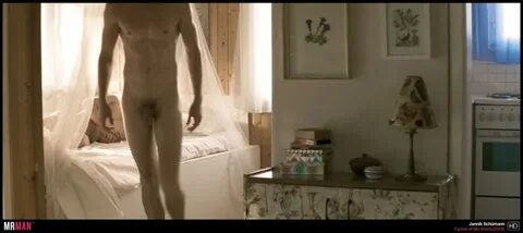 OMG, they're naked: Louis Hofmann and Jannik Schümann in 'Ce