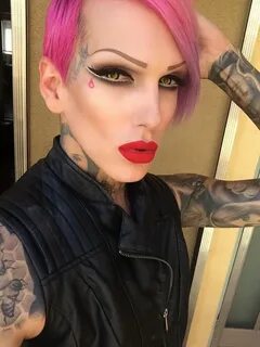 Jeffree Star - Mobile Uploads Facebook Jeffree star, Stars, 