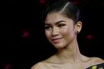 Zendaya Posted a Makeup Tutorial for the Ultimate New Year’s