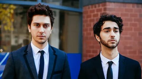 Who's Alex Wolff dating? Wiki: Net Worth, Family, Son, Today