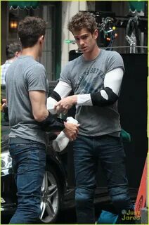 Andrew Garfield Dons Elbow Pads for 'Spider-Man 2' Stunts Ph