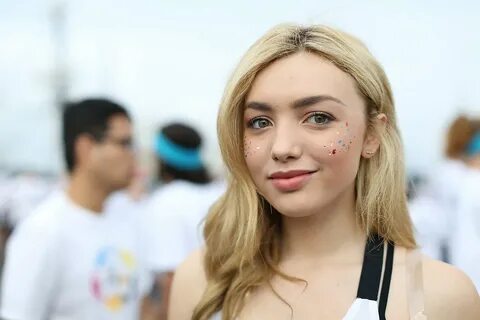Peyton R List: The Color Run at Waterfront Park -06 GotCeleb