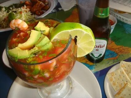 coctel de camarones. Mexican food recipes, Traditional mexic