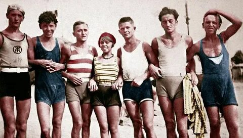 Roaring Twenties Beach Fashion - Photos of the Classic Unise