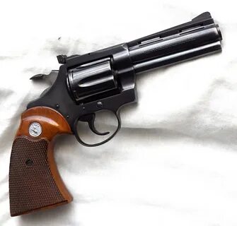 Colt Cobra, the Return of the Colt Double Action - Revivaler