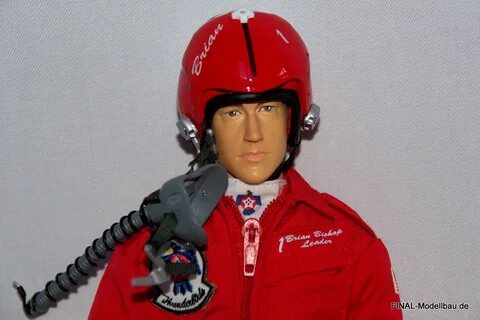 MODERN-JET-1-6-RC-PILOT-FIGURE THUNDERBIRD servo operated he