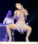 Ice Queen Katy Perry Bleeds, Pussy Pops, Gets Low, Slays at 