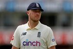 What did Ollie Robinson's tweets say? England cricketer retu