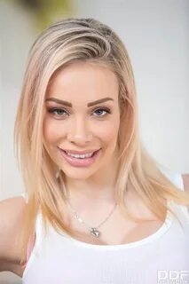 Chessie Kay exposes round tits and toys herself (DDF Prod - 