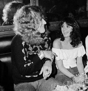 Linda Ronstadt and Robert Plant - Dating, Gossip, News, Phot