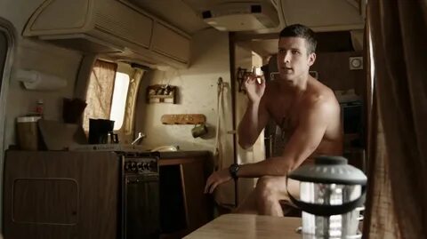 ausCAPS: Parker Young and Geoff Stults shirtless in Enlisted