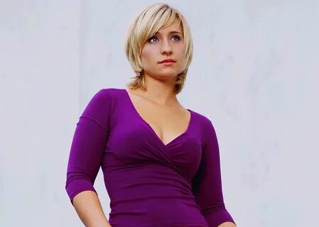 Allison Mack Smallville FEMALE CELEBRITY