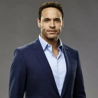 Who's Daniel Sunjata? Wiki: Education, Net Worth, Weight, Wi