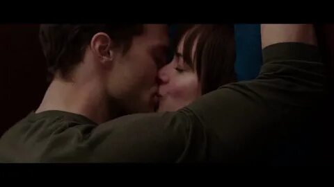 Fifty Shades of Grey 1st kiss scene - YouTube