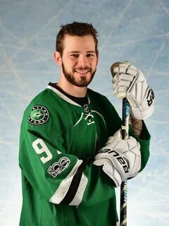 Tyler Seguin - Tyler Seguin Photos - Zimbio