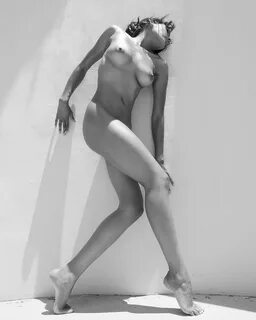 Sylvie Blum: Naked Beauty MONOVISIONS - Black & White Photog