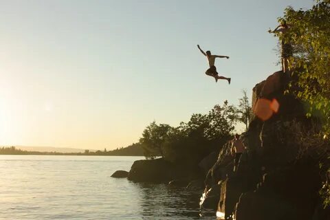 5 Cliff-Jumping Spots That Even Influencers Hesitate To Reco
