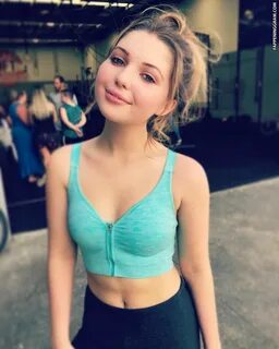 Sammi Hanratty Nude The Fappening - Page 7 - FappeningGram