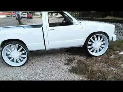 28 inch rims on S 10 - YouTube