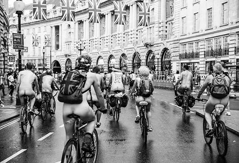 Triathlon naked