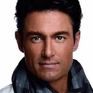 Fernando Colunga Net Worth 2022: Money, Salary, Bio - Celebs