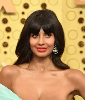 Jameela Jamil Did Her Own Makeup for the 2019 Emmys Glamour