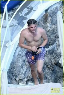 Shirtless Jeremy Irvine & Girlfriend Jodie Spencer Hit the B