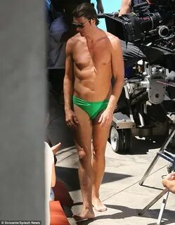 Jerry O'Connell shows off his slim physique as he slips into