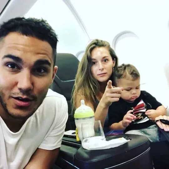 Carlos PenaVega в Instagram: "A family that travels together.. stays t...