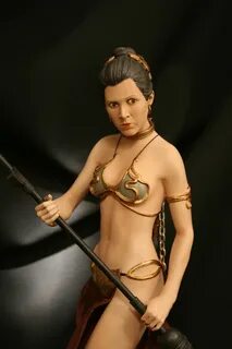 Review: Slave Leia Premium Format Figure Fandomania