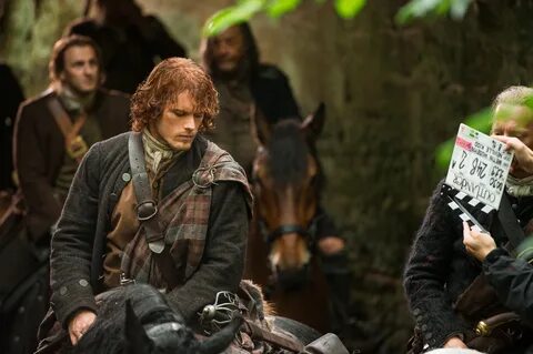 New* BTS Pic of Sam Heughan as Jamie Fraser on Outlander - O