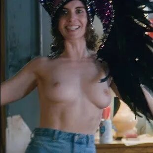 Alison Brie New Topless Nude Scene From "Glow"
