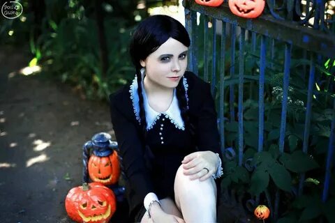 Pin on Wednesday Addams.