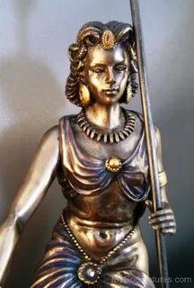 Sculpture Of Demeter - God Pictures