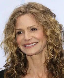 Kyra Sedgwick Photostream Kyra sedgwick, Curly hair styles, 