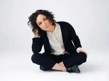 Listen: Sara Gilbert on Her Dream Guest Star on 'The Conners