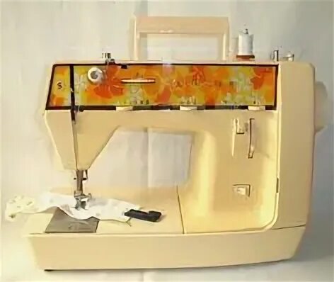 41 Best Sewing Machines - Singer Genie portable- model 353 -