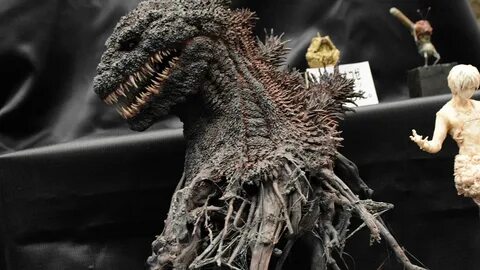 "Shin - Godzilla" bust with a powerful combination of fear a