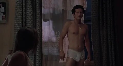 ausCAPS: John Leguizamo nude in Summer Of Sam